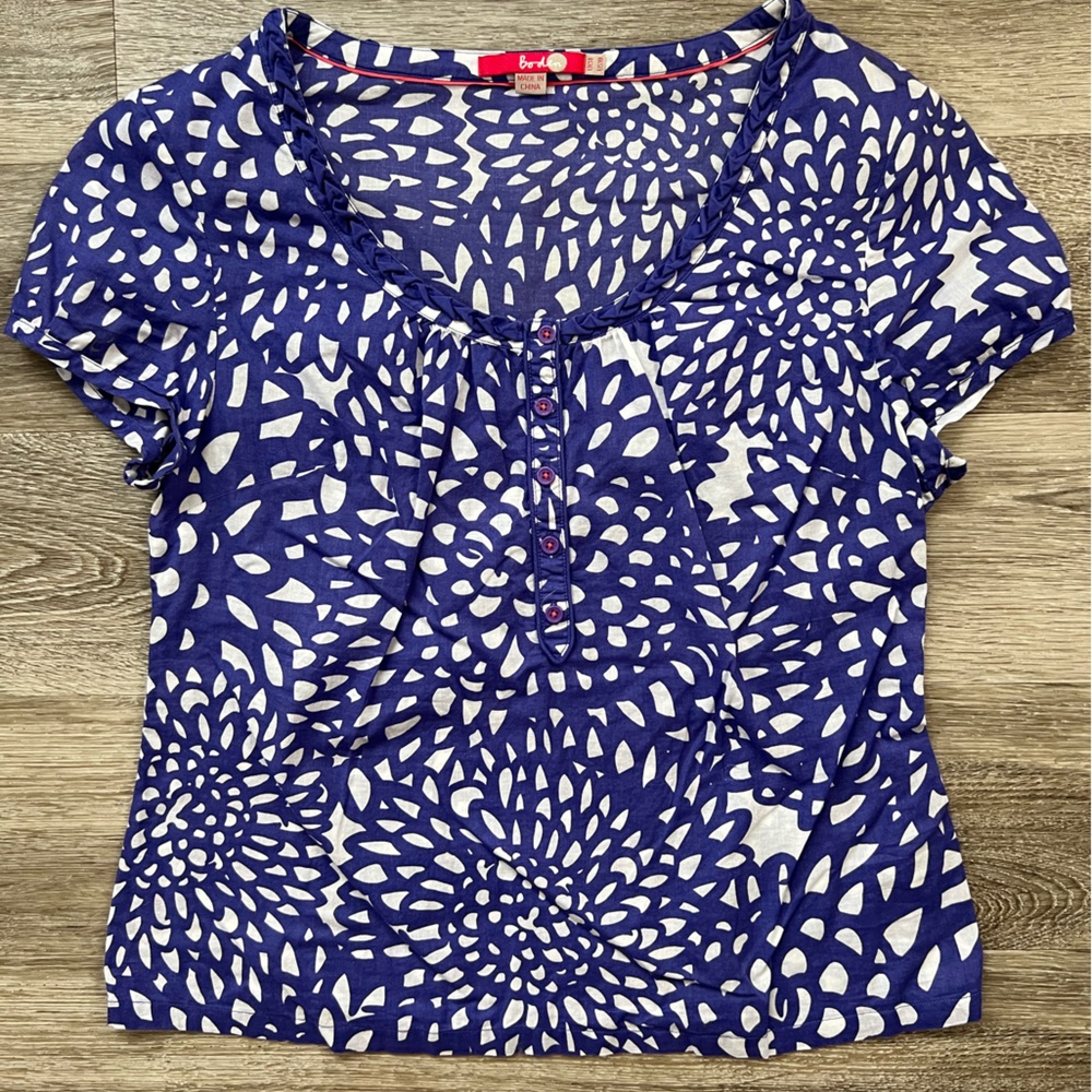 Boden Scoop Neck